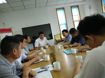 在山东师范大学商学院交流 在山东师范大学商学院交流